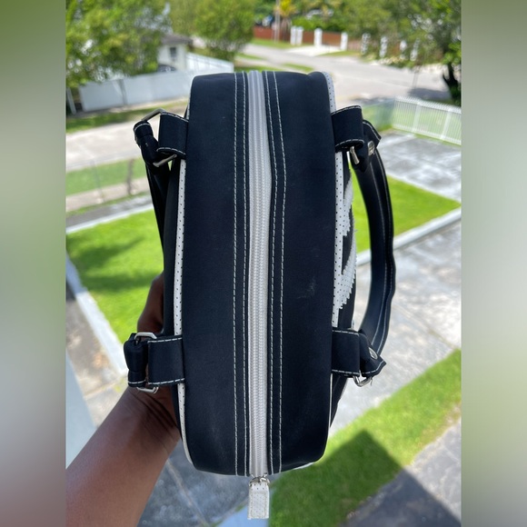 Y2k it’s Happy bunny bowling bag - Picture 7 of 11